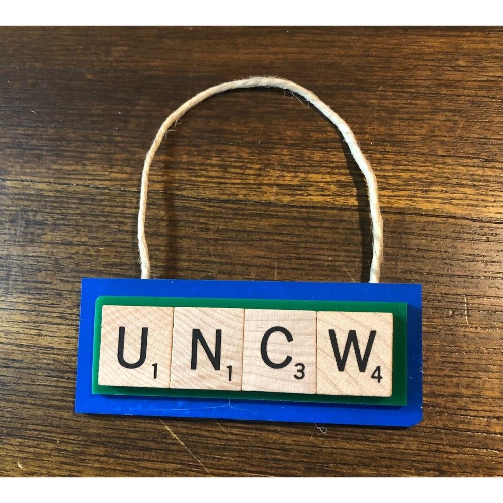 UNCW University North Carolina Wilmington Hawks Christmas Ornament Scrabble Tile - Picture 1 of 3